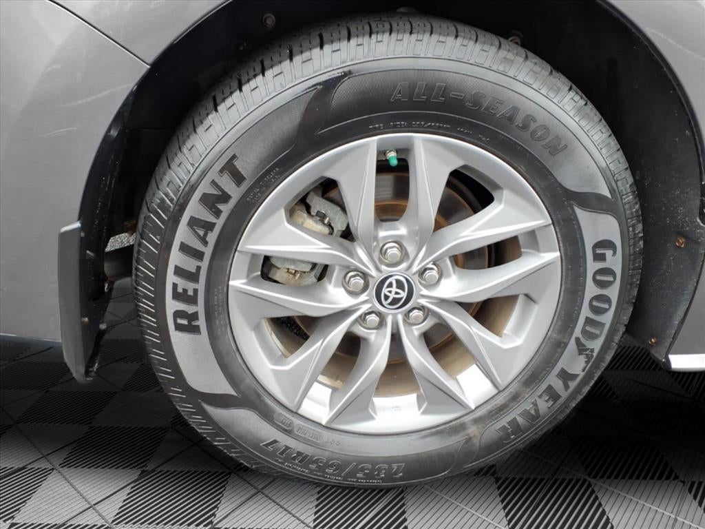 2022 Toyota Sienna XLE