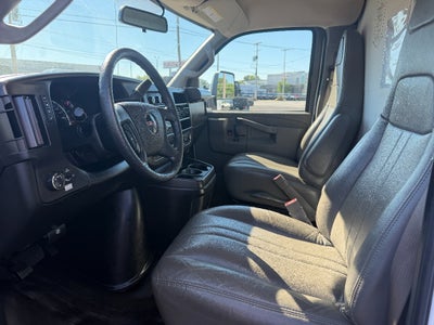 2022 GMC Savana Cutaway Work Van