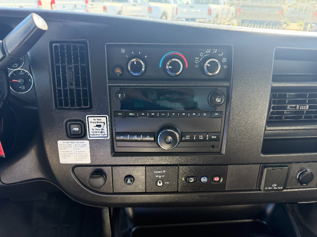 2022 GMC Savana Cutaway Work Van