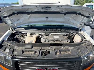 2022 GMC Savana Cutaway Work Van