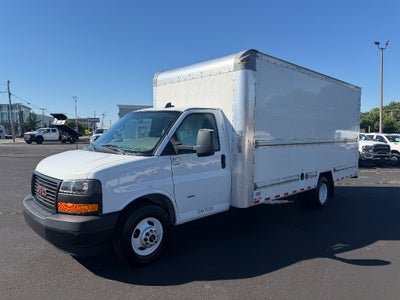 2022 GMC Savana Cutaway Work Van