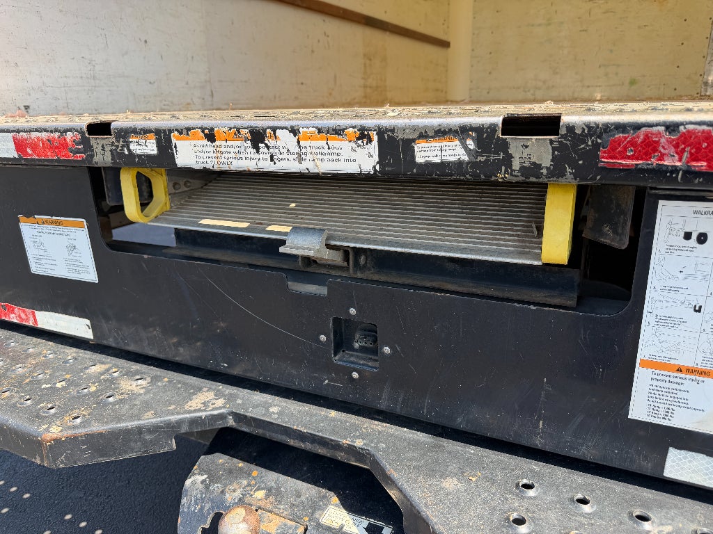 2020 GMC Savana Cutaway Work Van