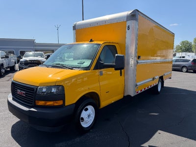 2020 GMC Savana Cutaway Work Van