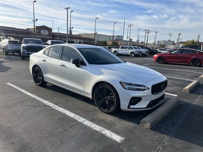 2024 Volvo S60 B5 Plus Black Edition