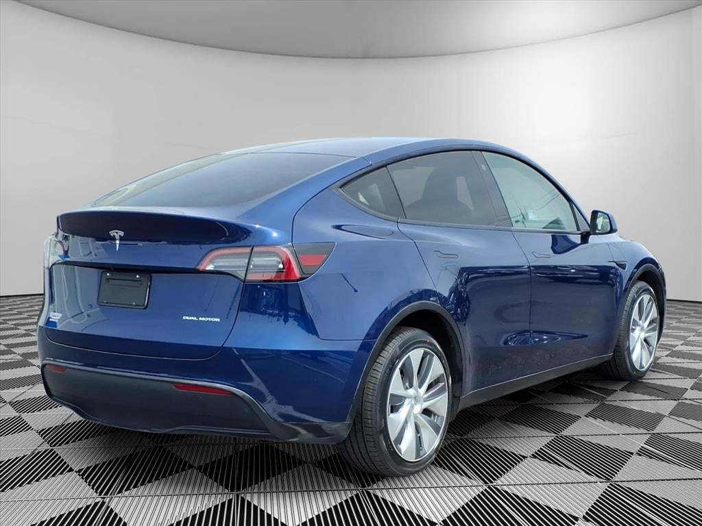 2023 Tesla Model Y Long Range Dual Motor All-Wheel Drive