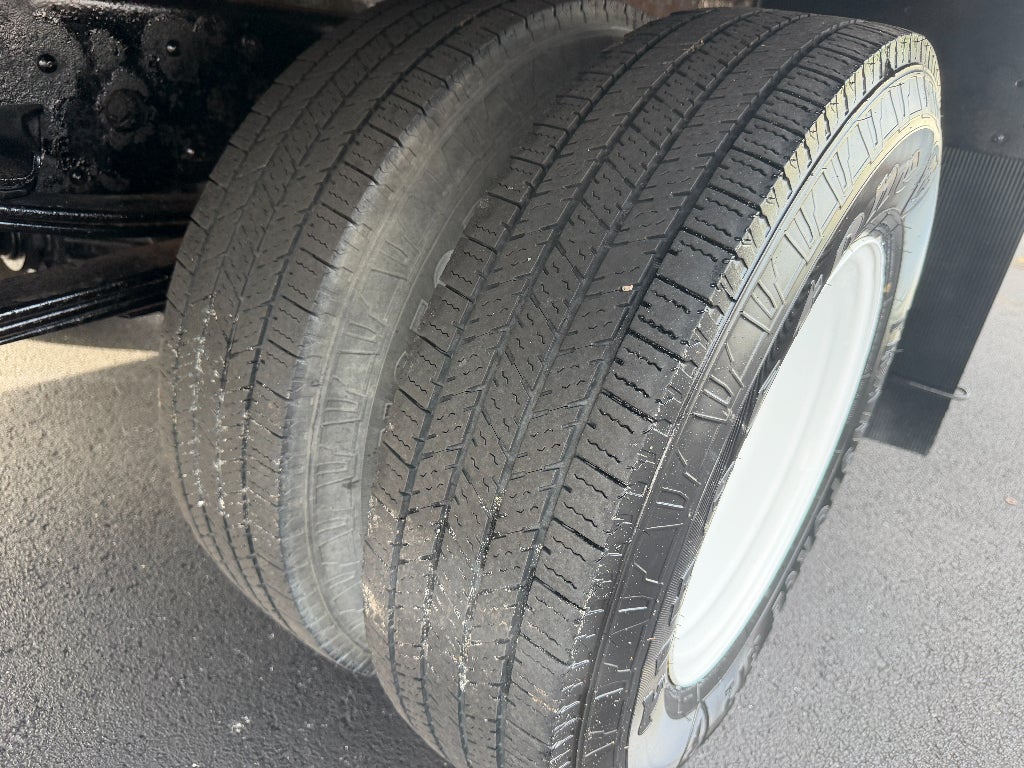 2021 Isuzu NPR HD Base