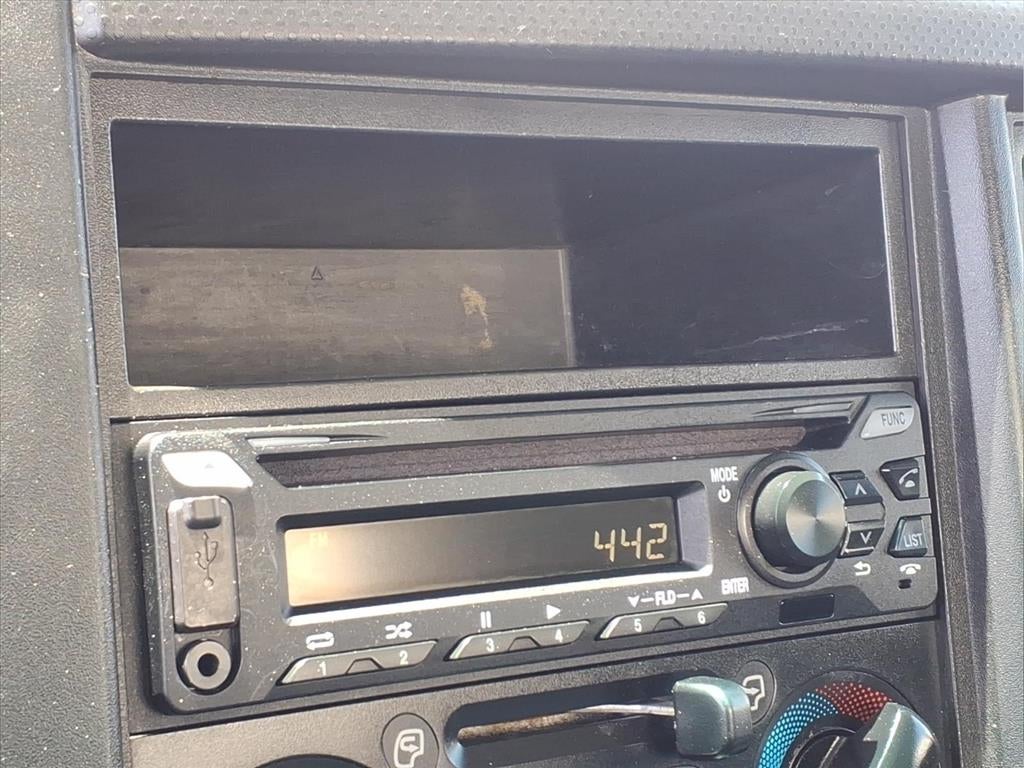 2023 Isuzu NPR XD Base
