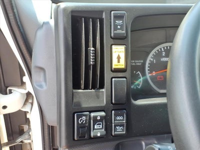 2023 Isuzu NPR XD Base