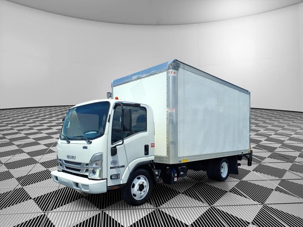 2023 Isuzu NPR XD Base
