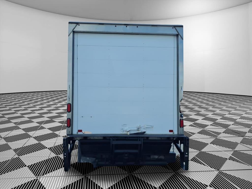 2023 Isuzu NPR XD Base