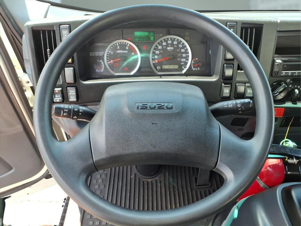 2023 Isuzu NPR XD Base