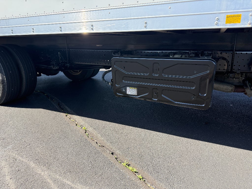 2023 Isuzu NPR XD Base