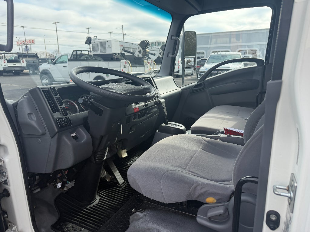 2019 Isuzu NRR Base