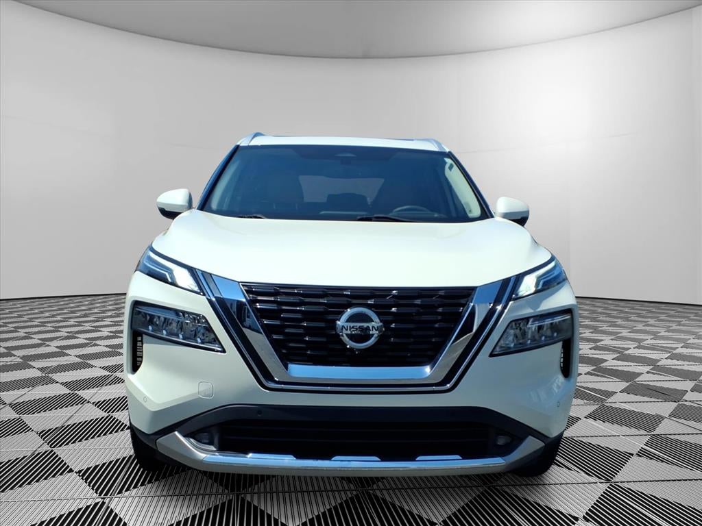2021 Nissan Rogue Platinum FWD