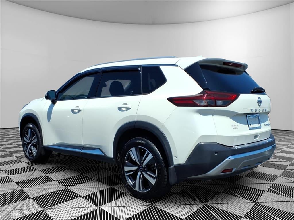 2021 Nissan Rogue Platinum FWD