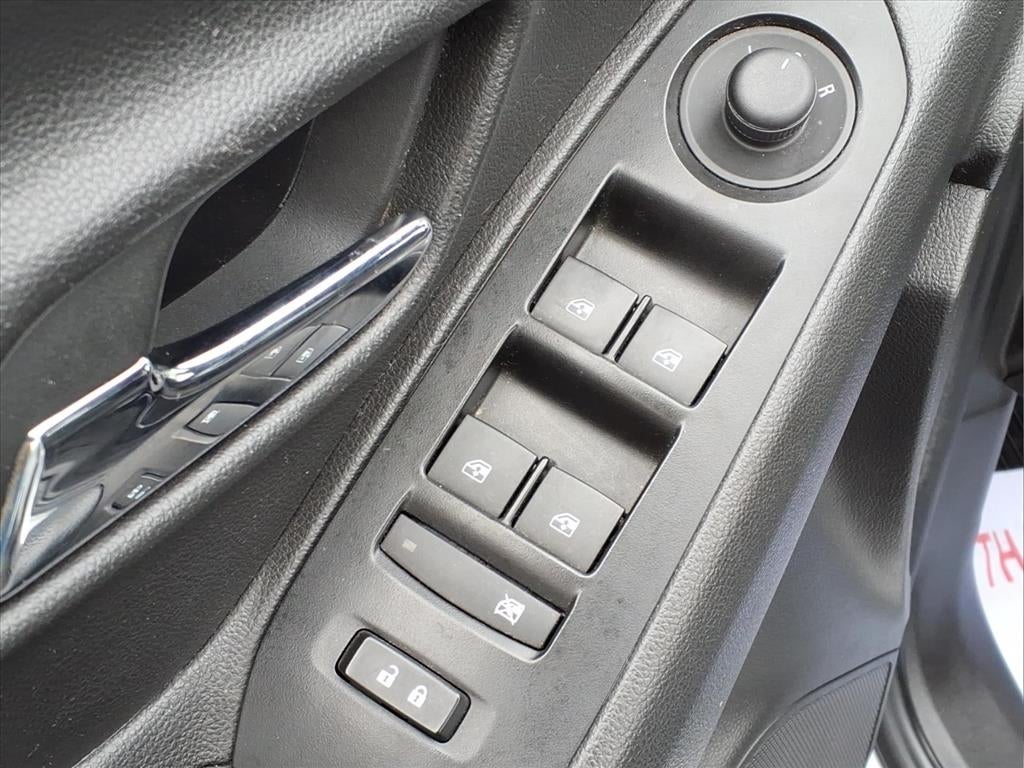 2022 Chevrolet Trax FWD LS