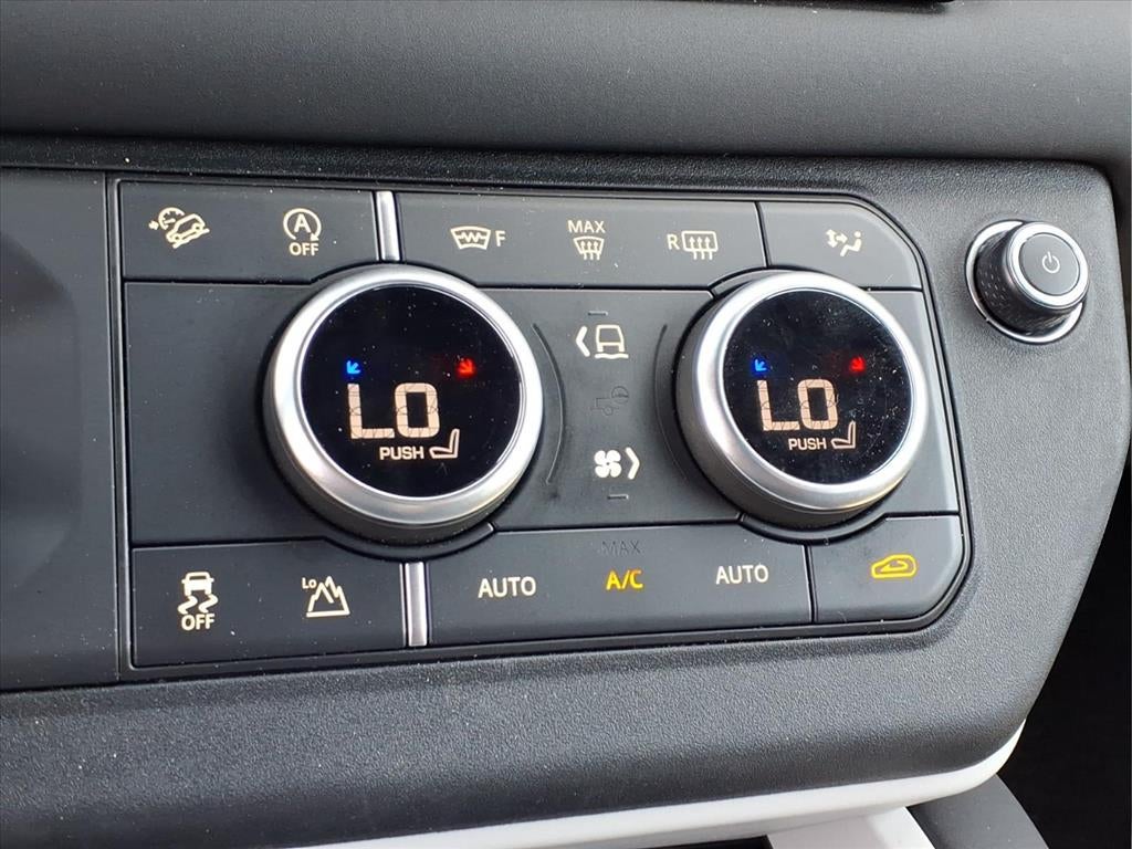 2025 Land Rover Defender 110 P300