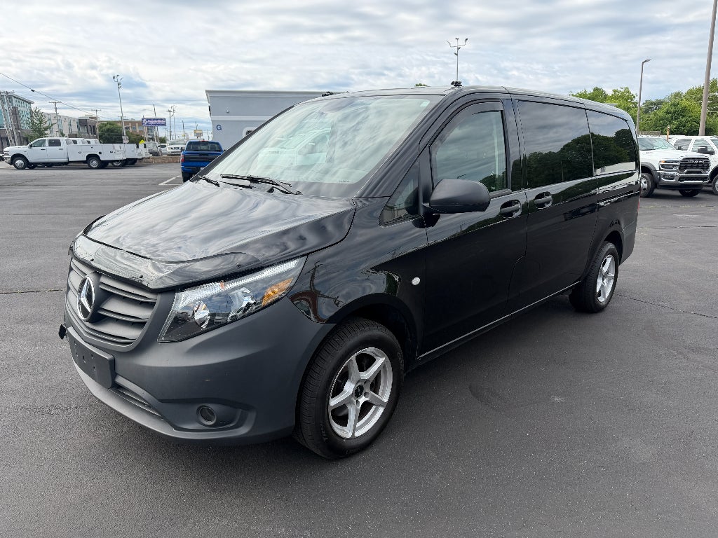 2023 Mercedes-Benz Metris Base