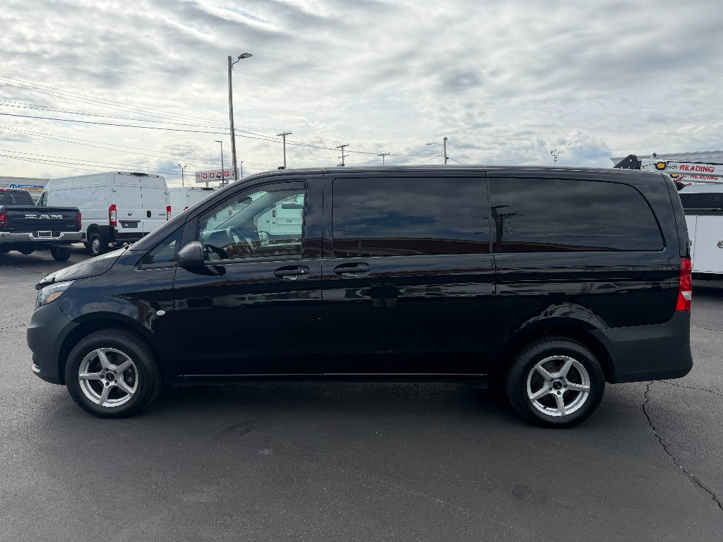 2023 Mercedes-Benz Metris Base