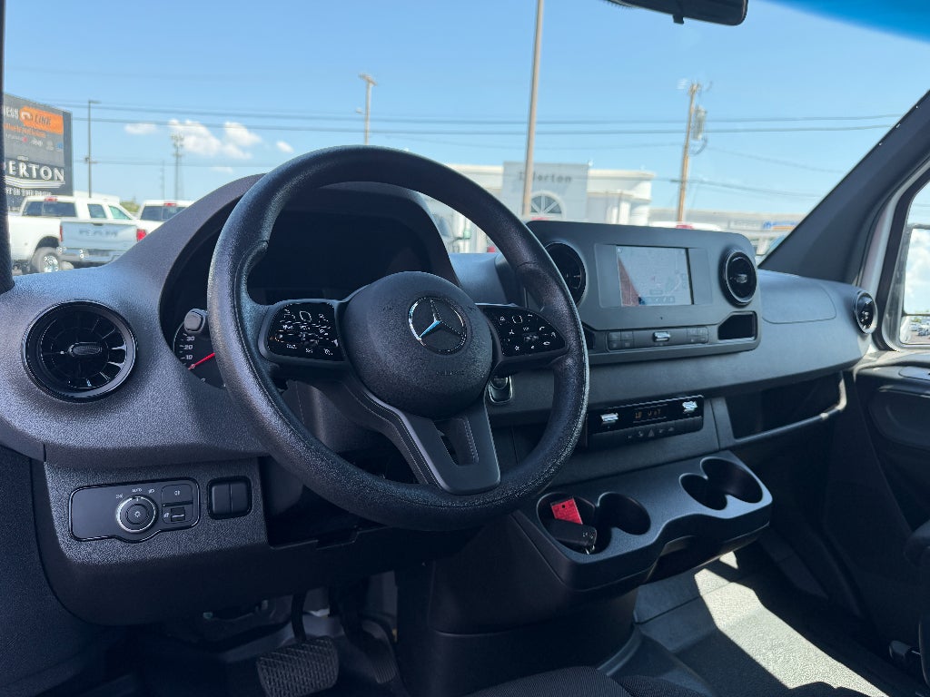 2024 Mercedes-Benz Sprinter 2500 Standard Roof 4-Cyl Diesel HO