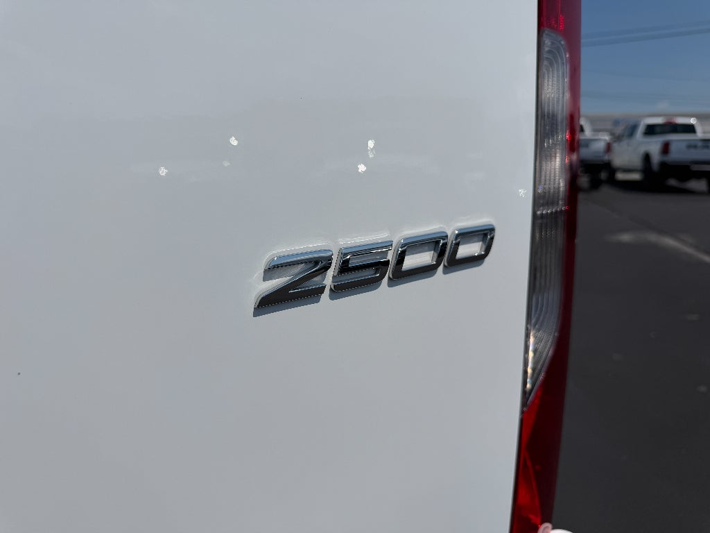 2024 Mercedes-Benz Sprinter 2500 Standard Roof 4-Cyl Diesel HO