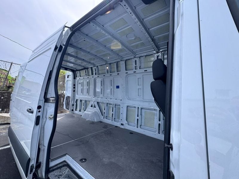 2025 Mercedes-Benz Sprinter 2500 High Roof 4-Cyl Diesel