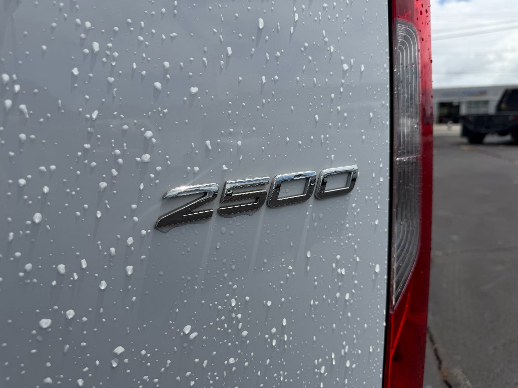 2025 Mercedes-Benz Sprinter 2500 High Roof 4-Cyl Diesel