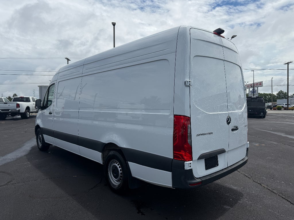 2025 Mercedes-Benz Sprinter 2500 High Roof 4-Cyl Diesel