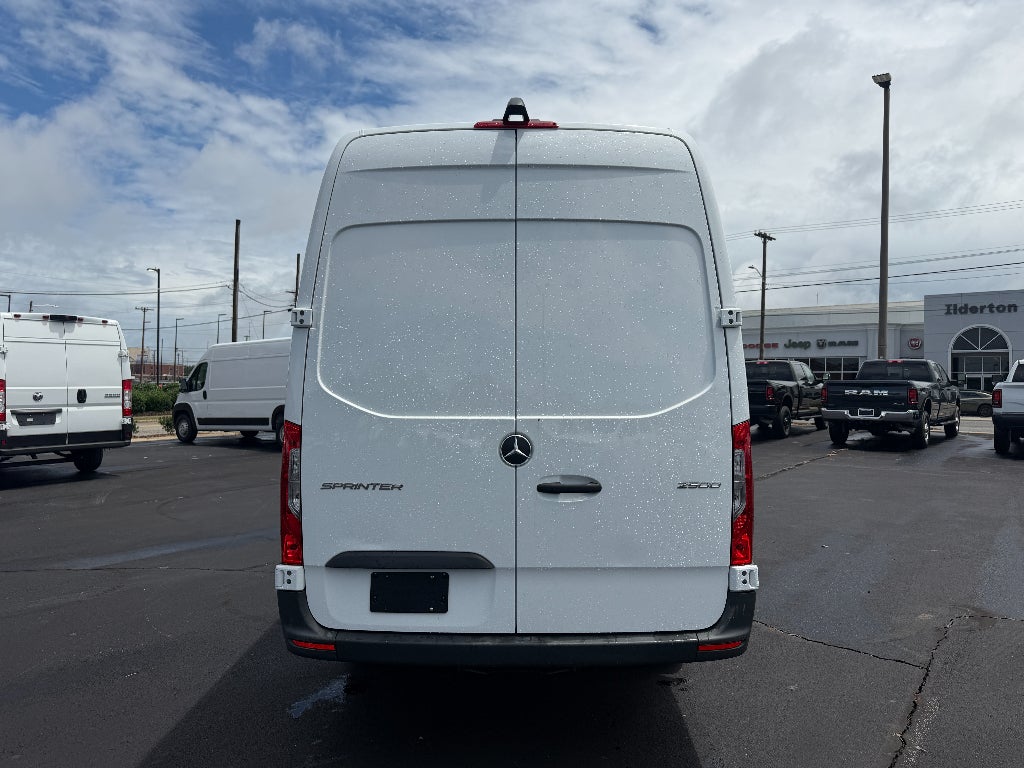 2025 Mercedes-Benz Sprinter 2500 High Roof 4-Cyl Diesel