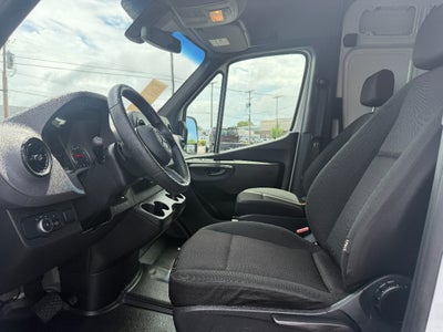 2025 Mercedes-Benz Sprinter 2500 High Roof 4-Cyl Diesel