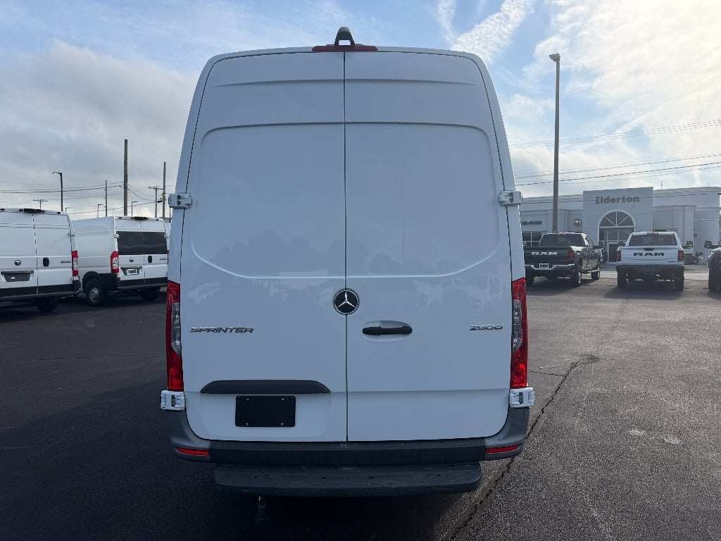 2023 Mercedes-Benz Sprinter 2500 High Roof 4-Cyl Diesel HO