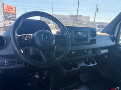 2022 Mercedes-Benz Sprinter 3500 Standard Roof I4