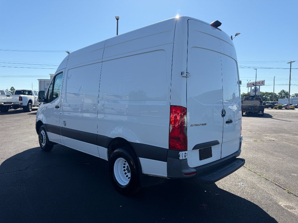 2022 Mercedes-Benz Sprinter 3500 Standard Roof I4
