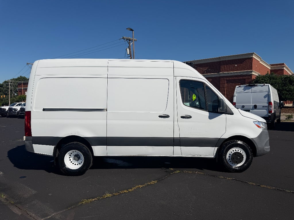 2022 Mercedes-Benz Sprinter 3500 Standard Roof I4