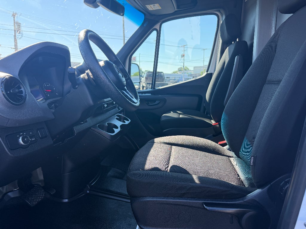 2022 Mercedes-Benz Sprinter 3500 Standard Roof I4