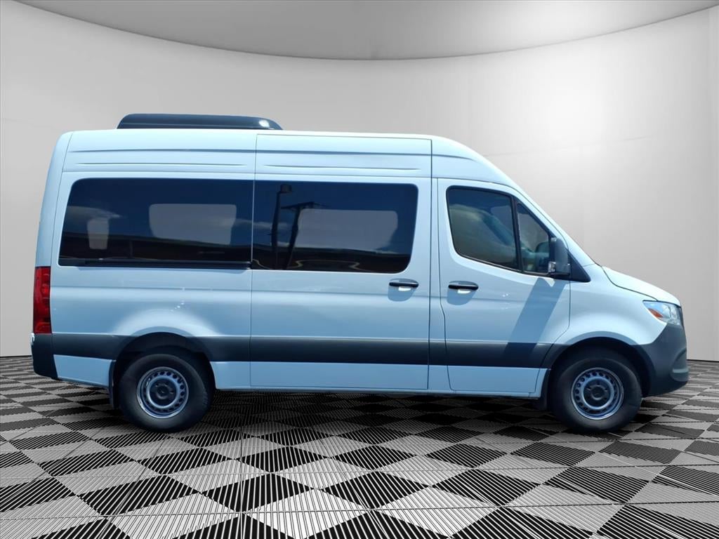 2025 Mercedes-Benz Sprinter 2500 Standard Roof 4-Cyl Diesel