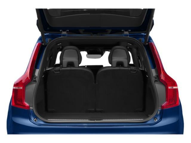 2020 Volvo XC90 T6 Momentum 7 Passenger