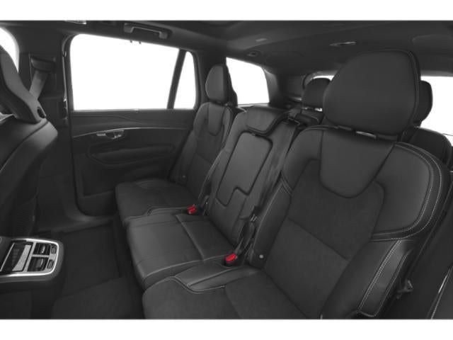 2020 Volvo XC90 T6 Momentum 7 Passenger