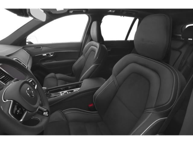 2020 Volvo XC90 T6 Momentum 7 Passenger